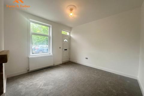 3 bedroom terraced house to rent, Bridgefield Street, Burnley BB12