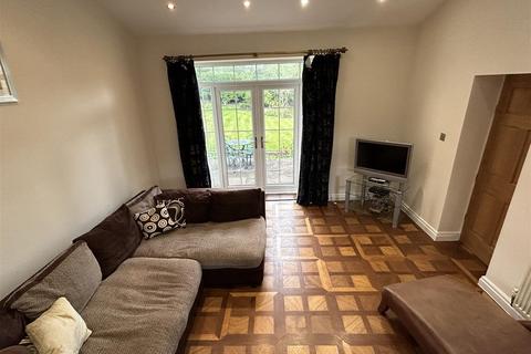 Rose Cottage Beckett Street, Lees, Oldham, OL4 3JY