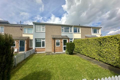 3 bedroom terraced house for sale, Roker Close, Darlington