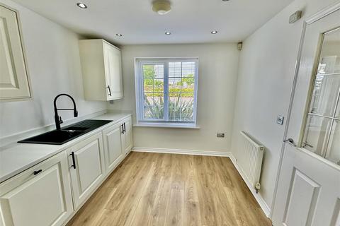 3 bedroom house to rent, Ashover Croft, Waverley S60
