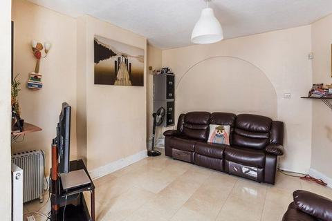 3 bedroom terraced house for sale, Pemdevon Road, Croydon