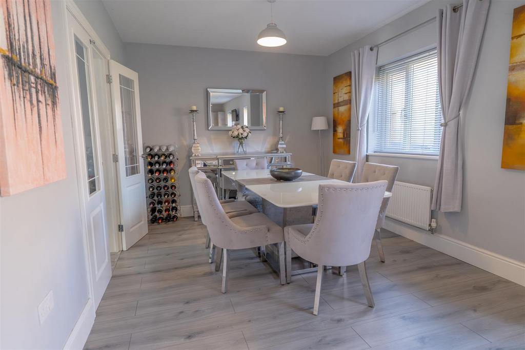 Kitchen/Dining Room