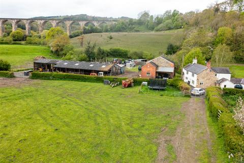 Wrexham - 4 bedroom country house for sale