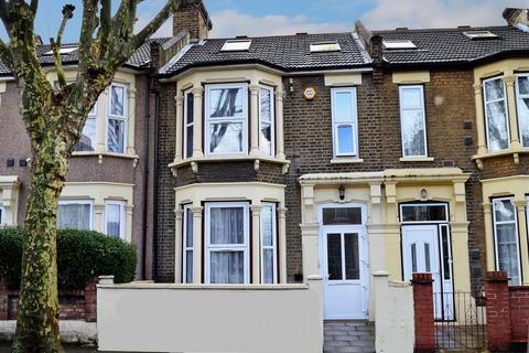 2 bedroom flat to rent, Warren Road, London