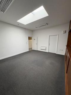 Office to rent, Sewardstone Road, Chingford