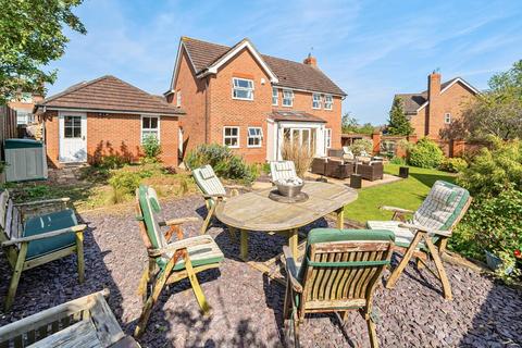 4 bedroom detached house for sale, Devenports Hill, Bushby, Leicestershire