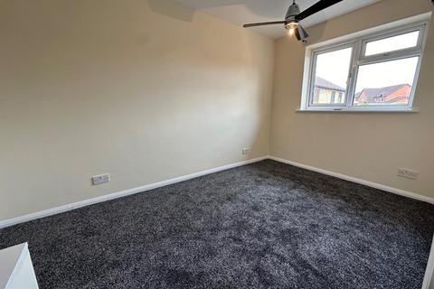 3 bedroom property to rent, Wrenbury Road, Northampton NN5