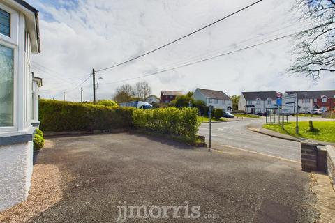 2 bedroom detached bungalow for sale, Tenby Road, Cardigan