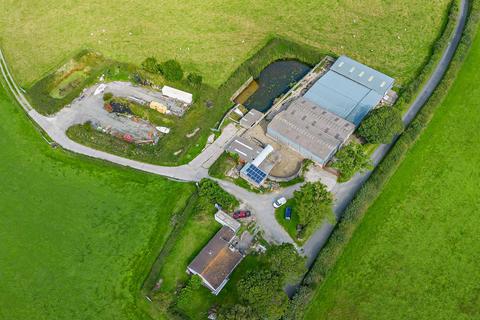 4 bedroom property with land for sale, Oakford, Llanarth