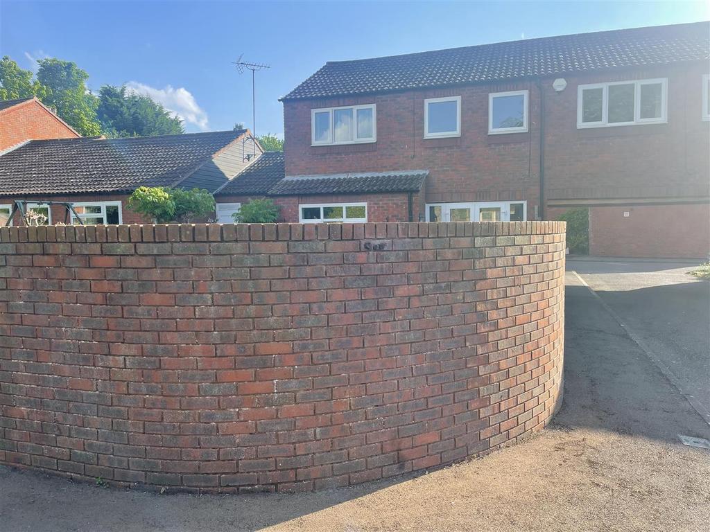 35 Brooke Rd - NEW rear.jpg