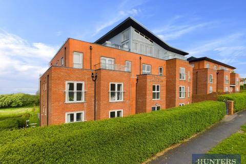 2 bedroom apartment to rent, Holbeck Hill, Scarborough