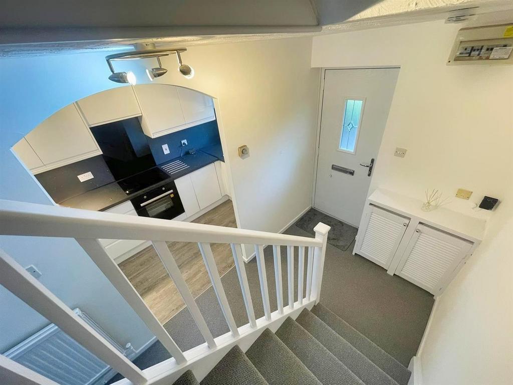Entrance hallway new.jpg