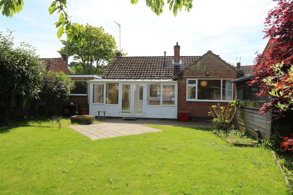 Attractive Rear Garden
