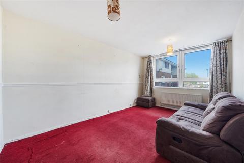 1 bedroom apartment for sale, Siviter Way, Essex RM10