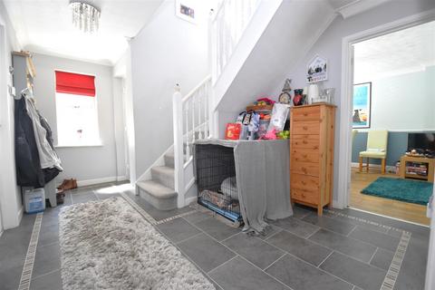 4 bedroom detached house for sale, Stanley Road, Rochford