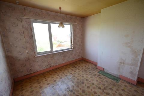 48 Aylestone Drive, Leicester, LE2 8QD