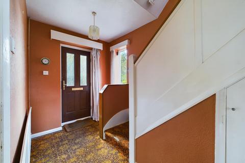 119 Rickman Hill, Coulsdon, CR5 3DU