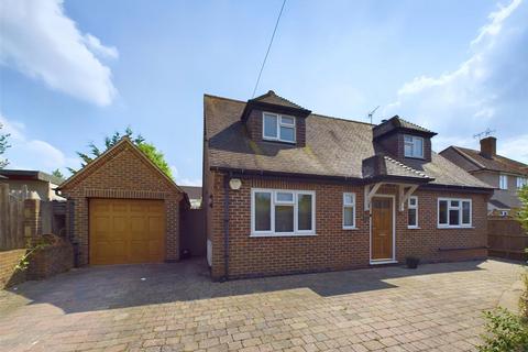 3 bedroom chalet for sale, Taunton Lane, Coulsdon CR5