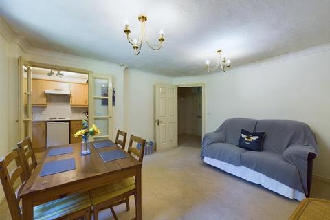 1 bedroom retirement property for sale, Foxley Lane, Purley CR8