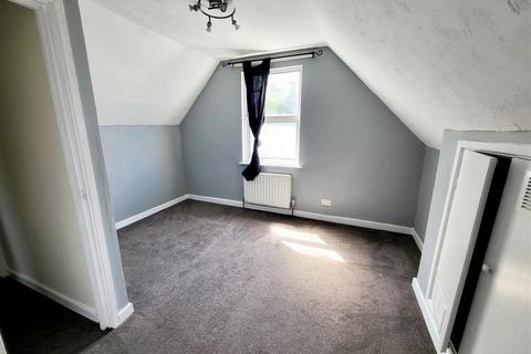 1 bedroom flat to rent, Vicarage Road, Rochester