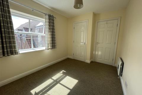 2 bedroom apartment to rent, Nursery Gardens, Thirsk