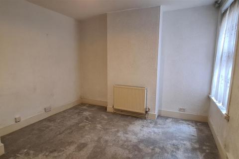 1 bedroom flat to rent, Longley Road, Rochester
