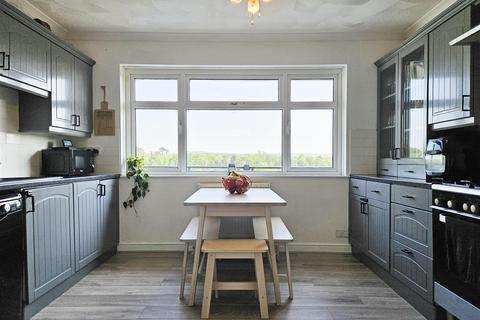 59 Dunclair Park, Plymouth, PL3 6DJ