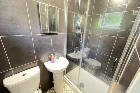 62 Fredericks Close, Norton, Stourbridge, DY8 3YW