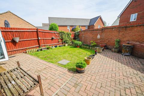 2 bedroom semi-detached house for sale, Plover Road, Leighton Buzzard