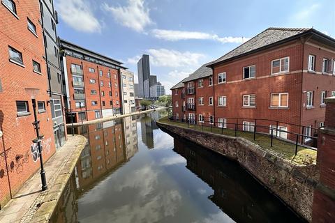 2 bedroom apartment for sale, 1 Wharf Close, Piccadilly Basin