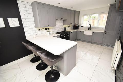 3 bedroom detached house for sale, Montfort Close, Westhoughton