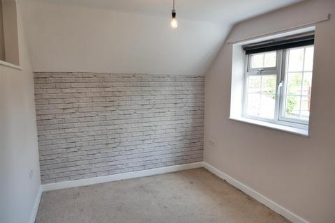 25 Anchor Road, Calne, SN11 8DZ