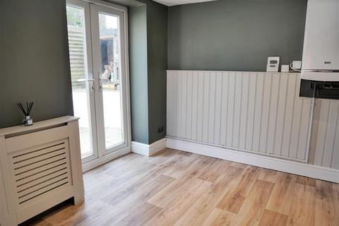 25 Anchor Road, Calne, SN11 8DZ