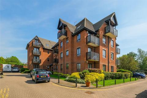 2 bedroom apartment for sale, Boleyn Court, Epping New Road, Buckhurst Hill