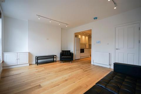 1 bedroom apartment to rent, Stucley Place, Camden Town, NW1