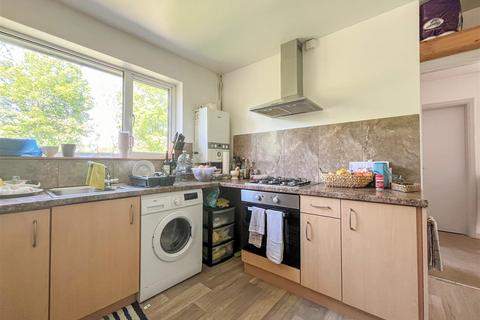 2 bedroom maisonette for sale, Devon Road, Watford