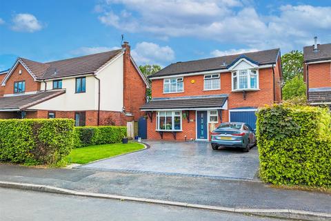 4 bedroom detached house for sale, Beechfield Drive, Leigh