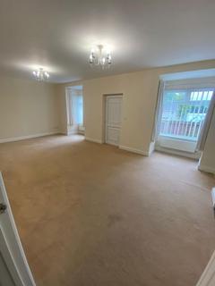 2 bedroom bungalow to rent, Hollybush Villas, Pontypridd