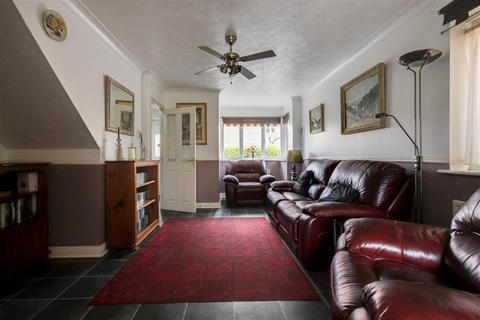 30 Lavender Drive, Southminster, CM0 7RX
