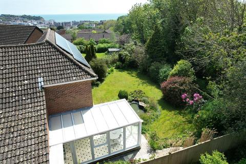 5 bedroom detached house for sale, Barnfield Close, Hastings