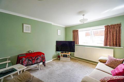 1 bedroom flat for sale, Strongs Passage, Hastings
