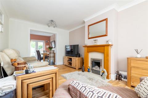 3 bedroom semi-detached house for sale, Broad Street, Clifton, Beds SG17 5RL
