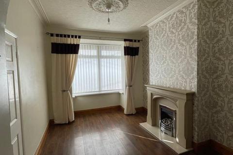 2 bedroom house to rent, Endymion Street, Hull