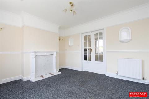 3 bedroom semi-detached house for sale, Clwyd Avenue, Denbigh LL16