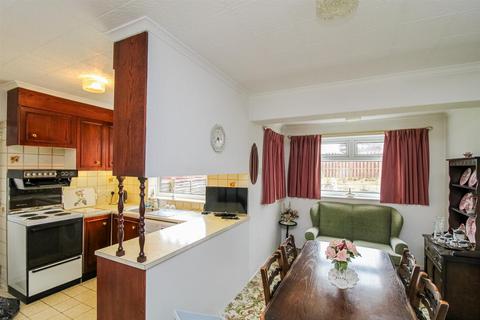 2 bedroom detached bungalow for sale, Towngate, Ossett WF5