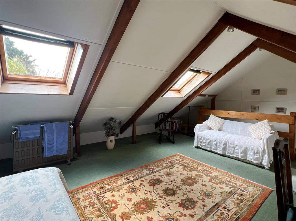 Bedroom 4 (Attic)