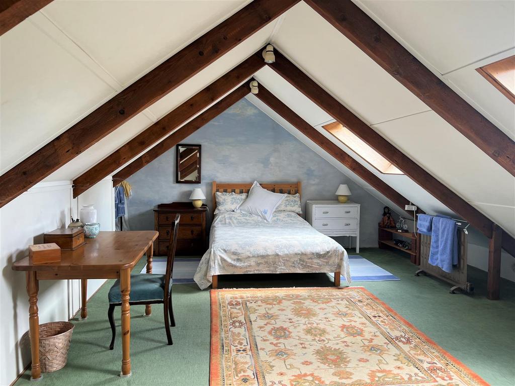 Bedroom 4 (Attic)