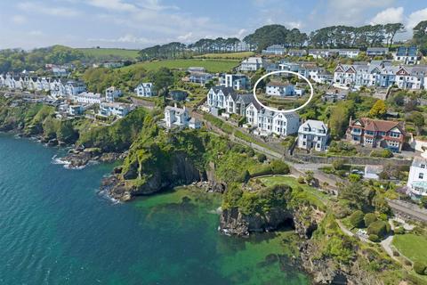5 bedroom house for sale, St Fimbarrus Road, Fowey