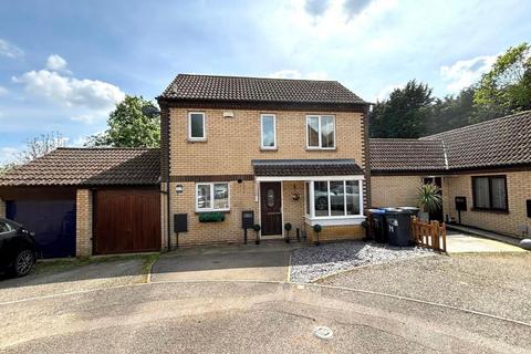 71 Ecton Park Road, Northampton, NN3 5LF