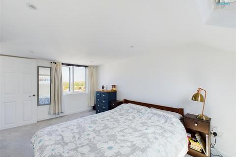 4 bedroom house to rent, Ewart Street, Brighton, BN2 9UP